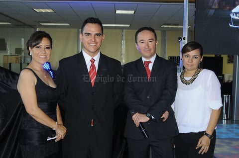 Lucy Hurtado, Miguel, Manuel y Brenda