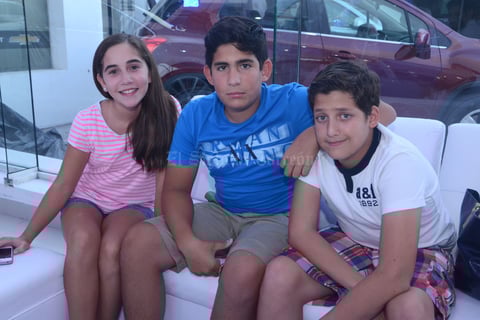 Karla, Fernando y Ricardo