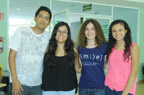 Aldo Vladimir Reyes, Martha Alicia González, Melina Valdés y Karla Rodríguez