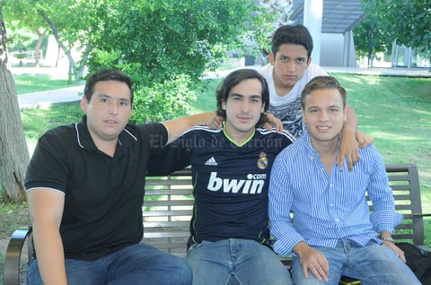 Beto, Fer, Coke y Manuel