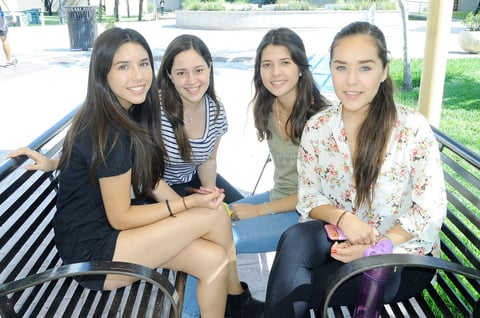 Lorena, Mariana, Ana Karla y María Natalia