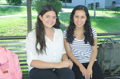 Samantha Flores y Andrea Rodríguez