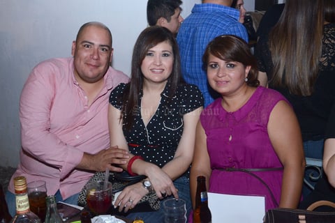 Arturo, Claudia y Cami