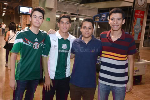 Daniel, Arturo, Jorge y Juan Carlos