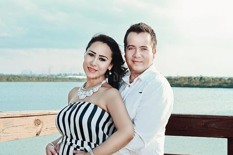 23082015 Con el firme propósito de unirse en sagrado matrimonio llegarán al altar, Ing. Evelyn Alejandra Favela Valles e Ing. Erik Torres Martén.