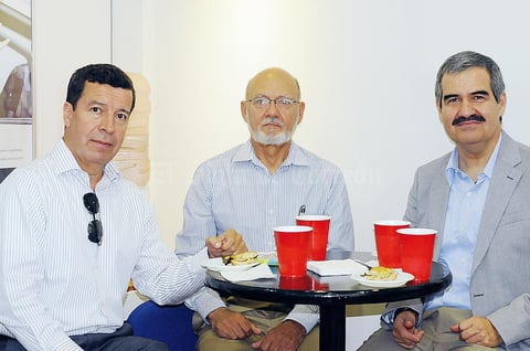 23082015 David Sánchez, David Backmann y Juan A. Vélez.