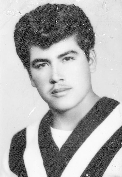 30082015 Profr. Antonio Villa, captado a los 18 años de edad en 1965.