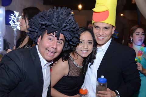 Alejandro, Perla y Roberto