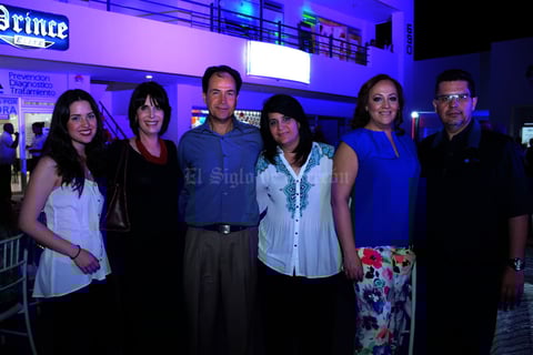 Andrea, Ana Laura, Rafael, Irma, Raúl y Mayte