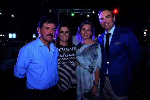 Juan Carlos, Amparín, Tania y Miguel