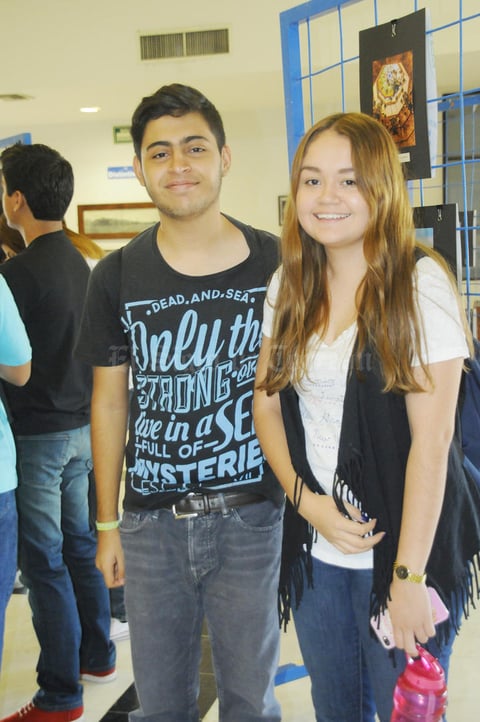 01092015 Alejandro Bello y Joyce López.
