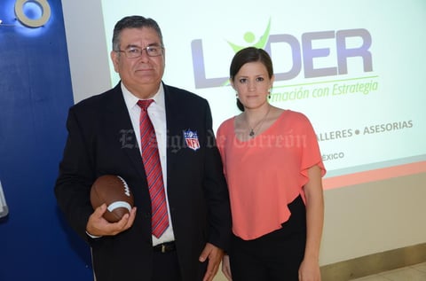 02092015 Gerardo Reyes y Alejandra Madero.