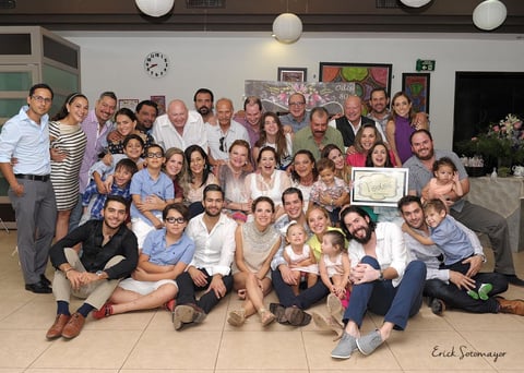 Odis con sus familiares