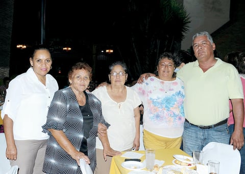 06092015 Dolores, Lino, Estela, Rosa y Antonio.