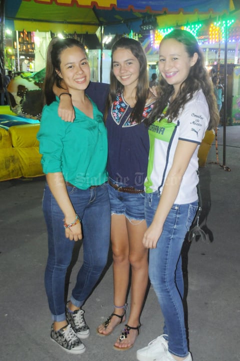 06092015 Debanhy, Bárbara y Jaqueline.