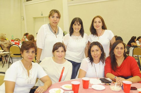 08092015 Jenny García, Mayra Ochoa, Martha Alanís, Alma Azalea Rodríguez, Yolanda Cerra, Iliana Ugalde y Norma Mendoza.
