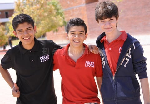 09092015 Arturo, Luis Armando y Diego.