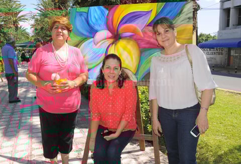 11092015 Xany González, Malena Llama y Mayela Parra.