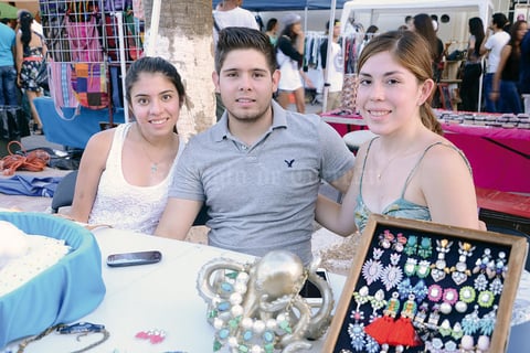 13092015 Hillary y Fanny.