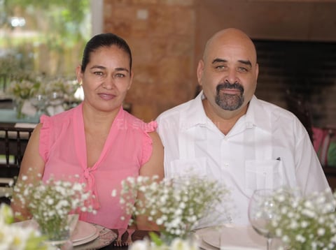 Irma García y Jose Valdés