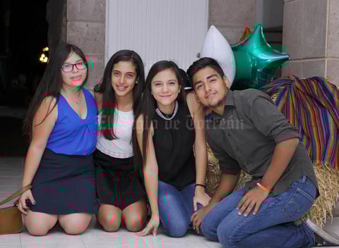 17092015 Paola, Elena, Denisse e Israel.