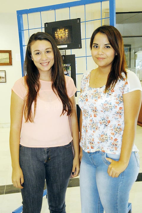 18092015 UNIVERSITARIAS.   Denisse y Katia.