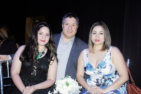 22092015 Yareni García, Elías García y Estephany del Toro.