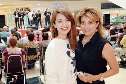 21092015 Mariana y Elsa.