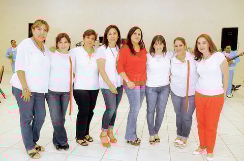 20092015 REENCUENTRO.  Generación 79-84 del Colegio La Paz, se reunieron hace unos días.