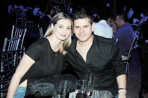 22092015 Lucía Milanesio y Ángel Oviedo.