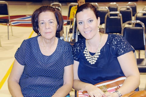 20092015 EN RECIENTE EVENTO.  Petra y Patricia.