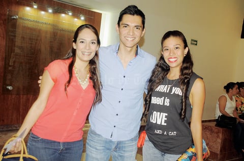 24092015 Mónica, Iliana y Raúl.