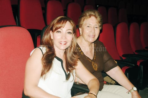 24092015 Yolanda Cepeda y María de los Ángeles  Vitela.
