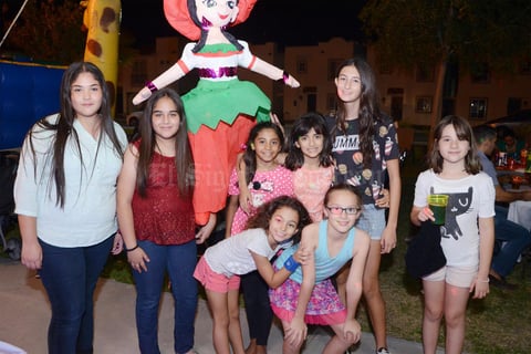 25092015 Haydee, Daniela, Camila, Mia, Vicky, Ana, Marifer, Luisa y Hanna.