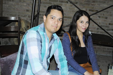 25092015 EN PRESENTACIóN DE LIBRO.  Daniel y María.