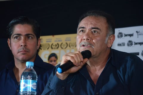 Siempre sonriente, Jesús Ochoa dijo que ha sido un honor volver a Torreón teniendo como pretexto la clausura del Festival Nacional de Cine.