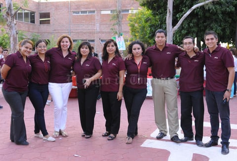 27092015 EVENTO UNIVERSITARIO.  Esmeralda, Brenda, Sandra, Claudia, Rocío, Nayeli, Javier, Diego y Jonathan.