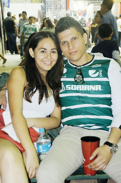 27092015 EN PAREJA.  Laura y Gerardo.