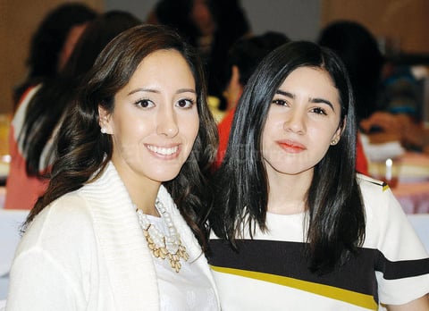 27092015 Marisol Escobosa y Odette Méndez.