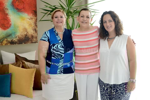 28092015 Marisa de Morales y Pilar de Miñarro.