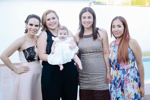 28092015 EN RECIENTE FESTEJO.  Cristy, Miranda, Yessica, Mónica y Selene.