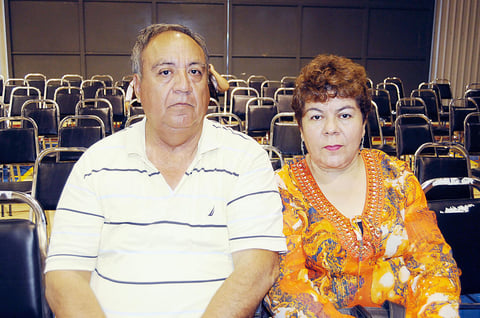 28092015 Salvador Carrillo y Rosa María Martínez.