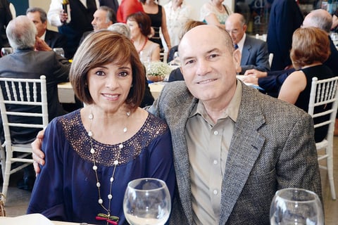 30092015 Selina y Víctor.