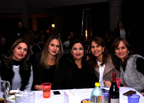 Pilar, Laura, Lucía, Pilar y Ana