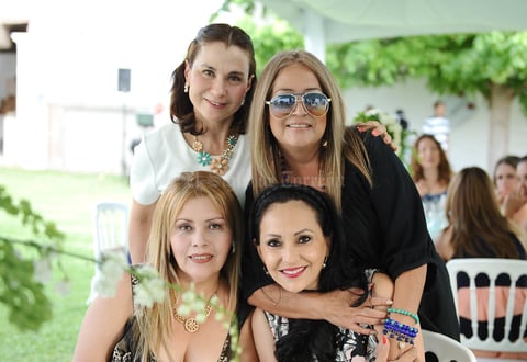 Brígida, Flor, Chiquis y Vita