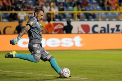Cristian Campestrini del Puebla fue el mejor arquero de la jornada.