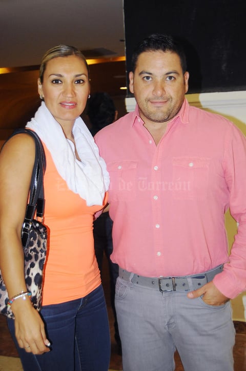 06102015 Liliana y Carlos.