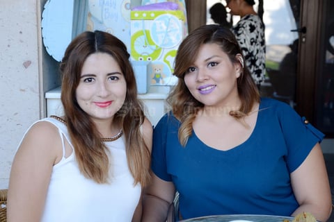 06102015 Jennifer Siller y Cecilia Siller.