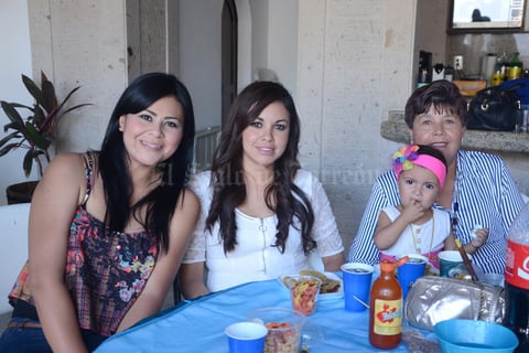06102015 Cristina, Elsie, Leticia y Sofía.