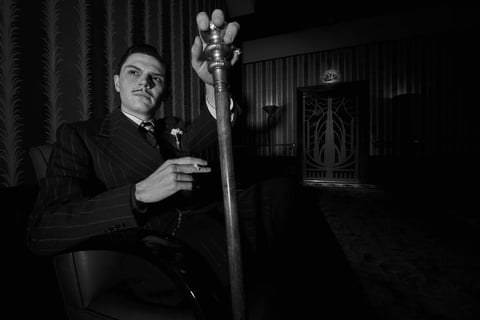 Evan Peters.